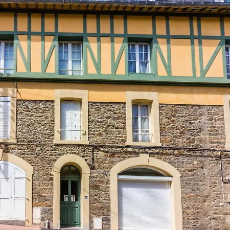 Apartment Studio Chateaubriand